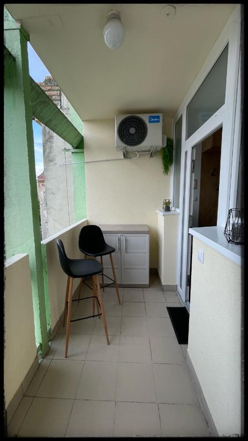 Good Knight Apartman Apartment Seghedin Exterior foto